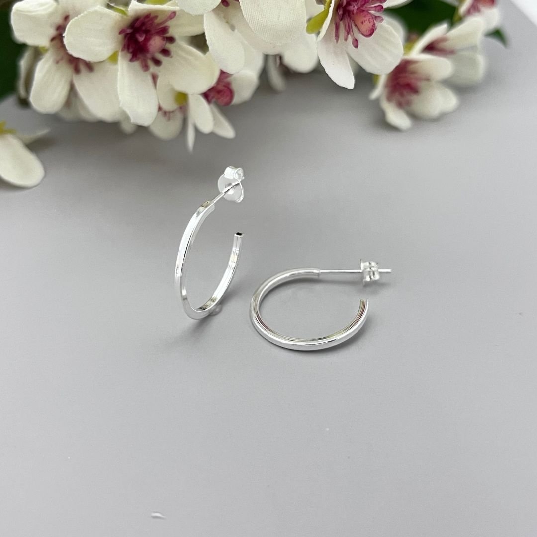 Argola Com Tarraxa Fio Quadrado 1.4mm