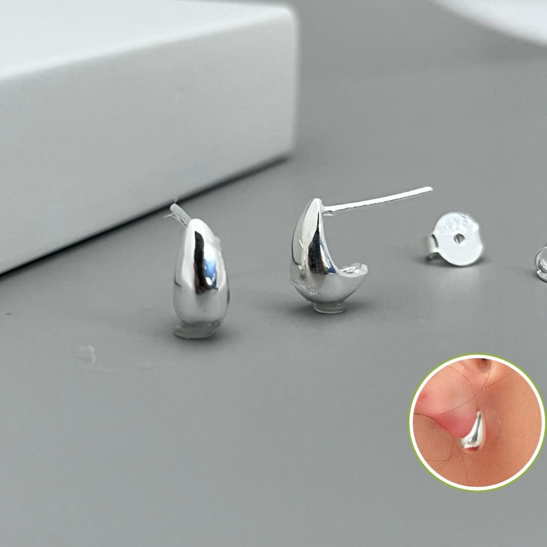 Brinco Gota Mini Lisa 9mm Prata 925 | Joia Essencial para Revenda