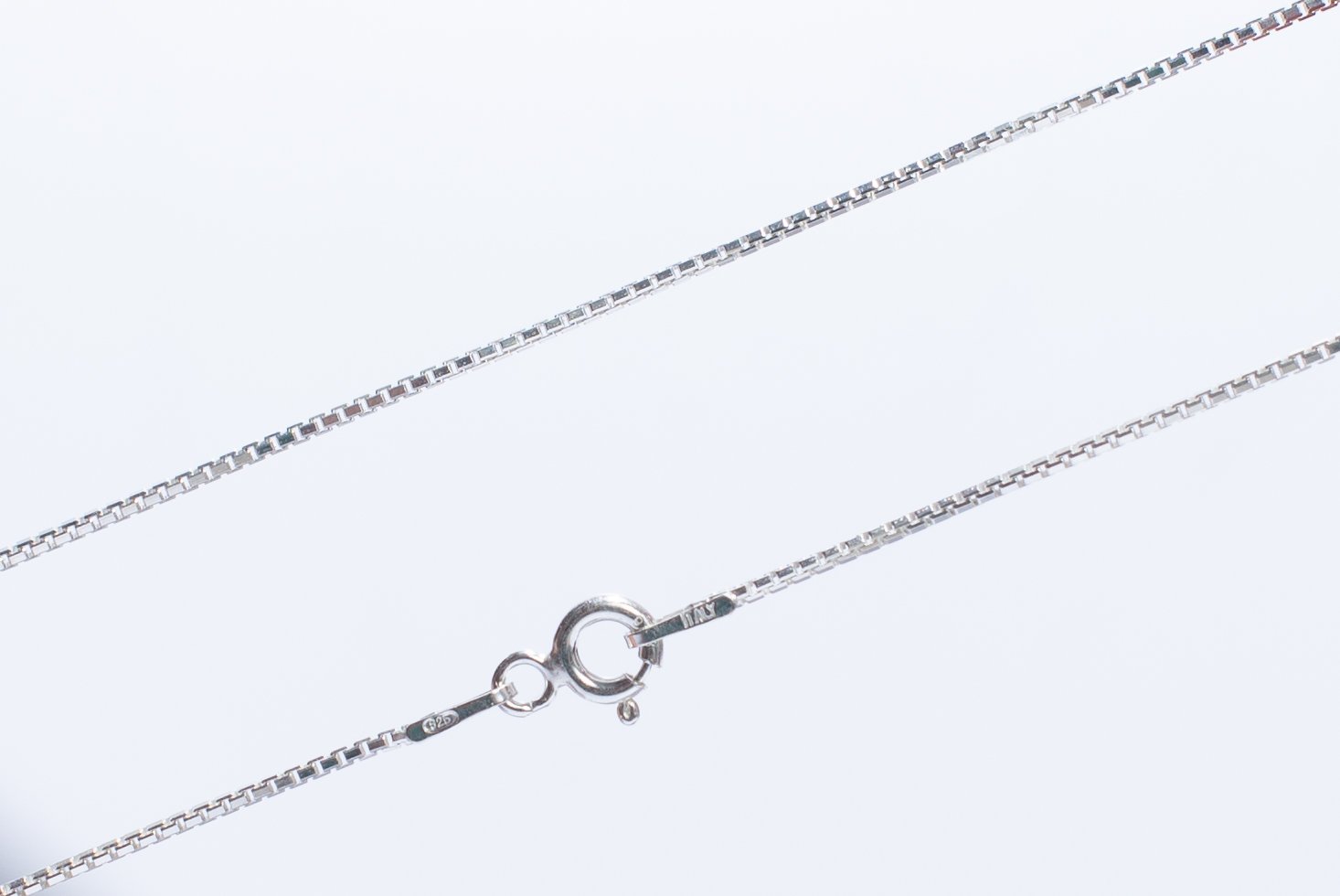 ✨ Corrente Veneziana V12 0.6mm: A Malha Favorita e Indispensável na Prata 925 para Revend